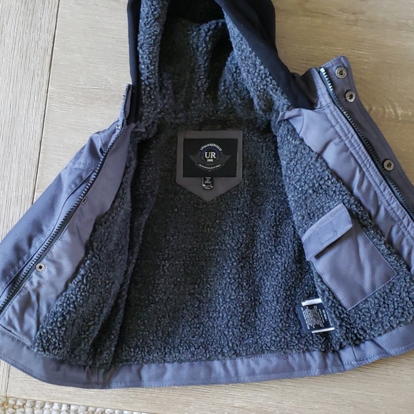 Lined jacket with hood - Picture 5 of 8